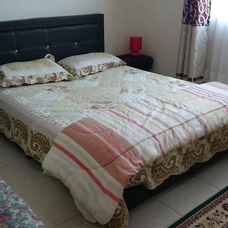 Kenanga Homestay Нилай Экстерьер фото