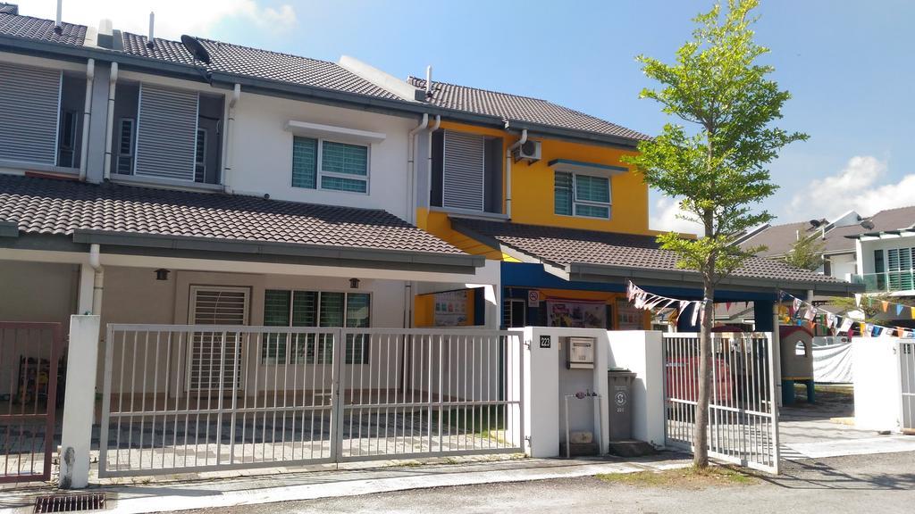 Kenanga Homestay Нилай Экстерьер фото