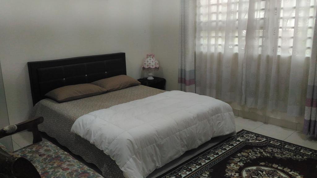 Kenanga Homestay Нилай Экстерьер фото