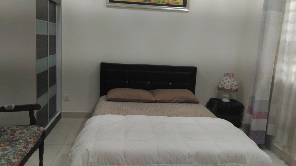 Kenanga Homestay Нилай Экстерьер фото