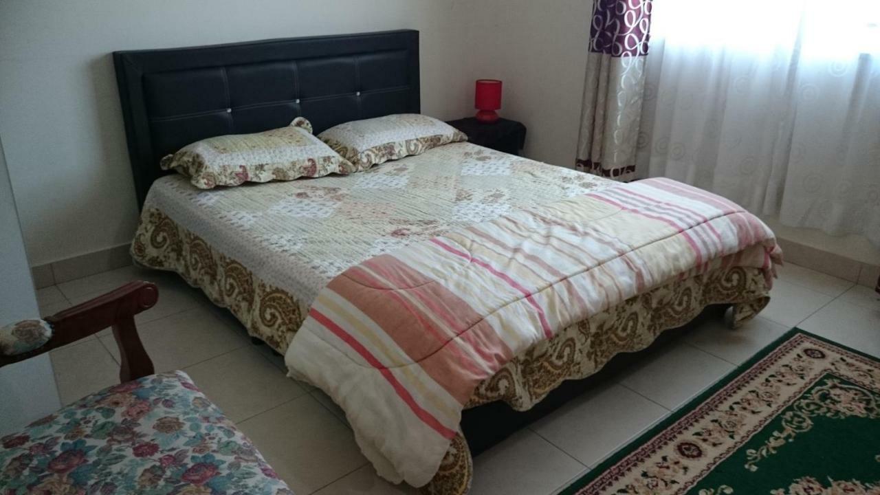 Kenanga Homestay Нилай Экстерьер фото
